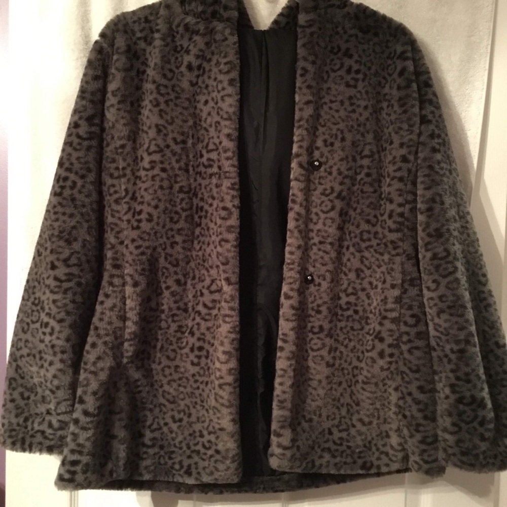 Hollister soft Faux Fur oversized jacket